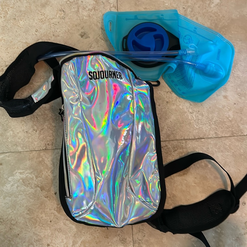 Sojourner hydration back pack with bladder excellent condition